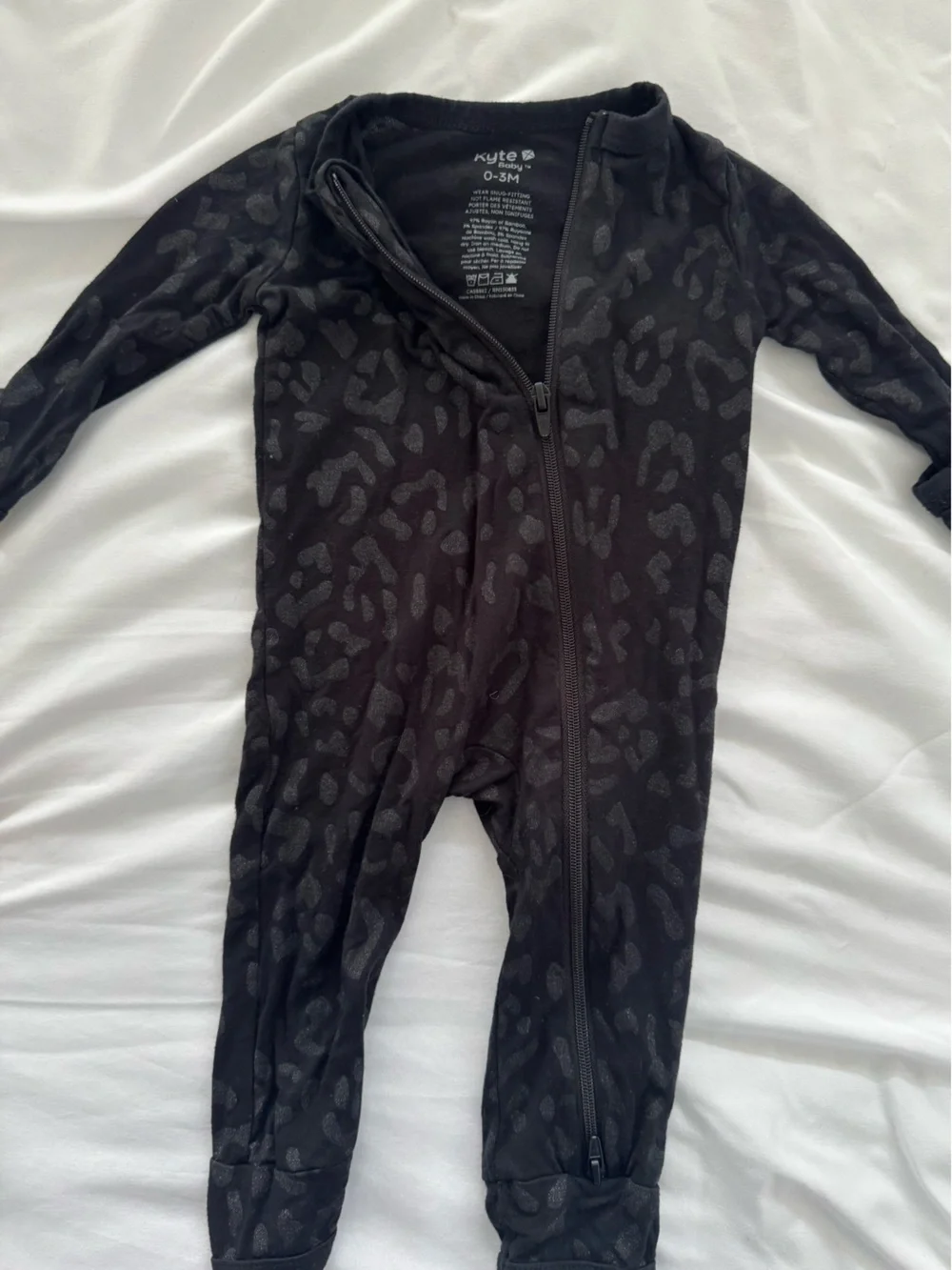 Kyte BABY Black Leopard Zip Footie